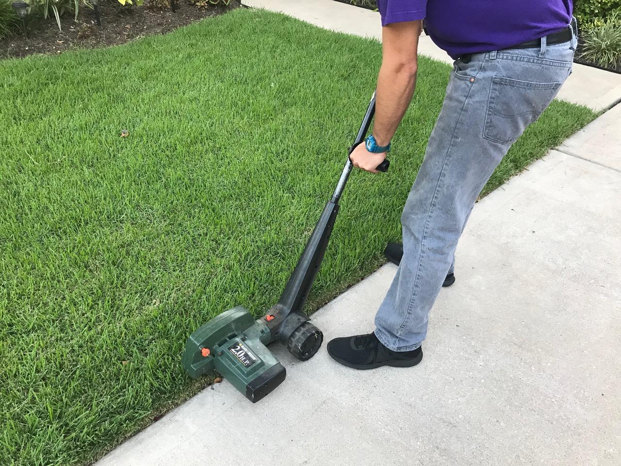 How to Edge a Lawn Wikilawn
